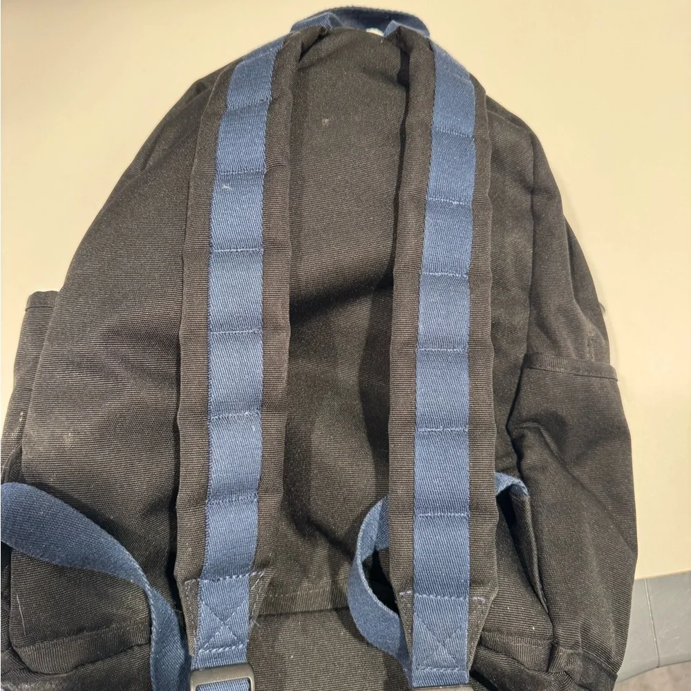 State backpack - Picture 2 of 3